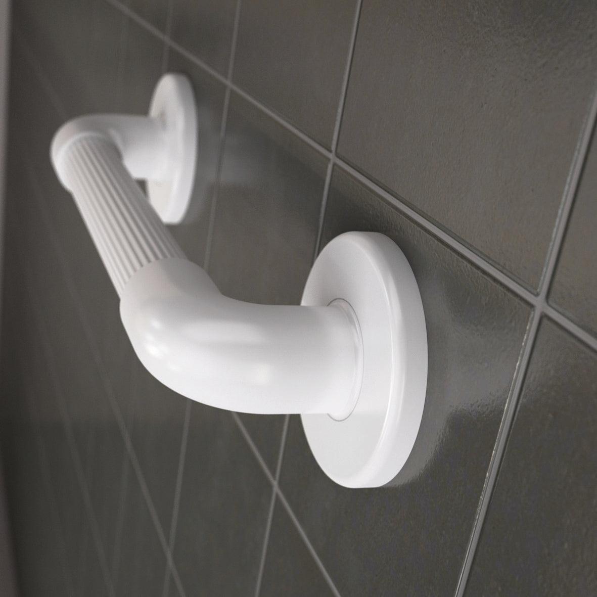 AKW 600x32 large plastic fluted white grab rail